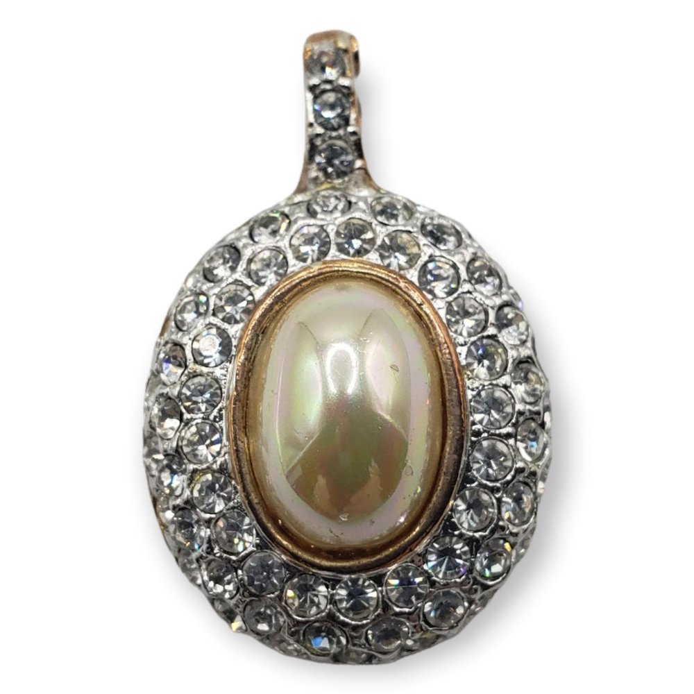Roman Vintage pendant faux pearl 3 rows of rhinestones gold tone clip closure - Picture 3 of 7